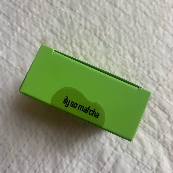 Made By Mitchell Flesh Pot Cream Concealer Color Corrector in Ily so Matcha BNIB - Picture 3 of 7